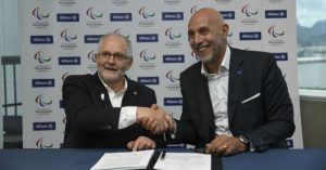 Philip Craven e Jean Marc Pailhol (créditos: Comitê Paralímpico Internacional)