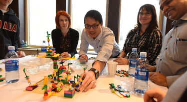 Como blocos Lego têm reconstruído dinâmicas corporativas