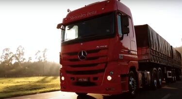 Daimler Truck convida mais de 20 agências para concorrência e gera polêmica