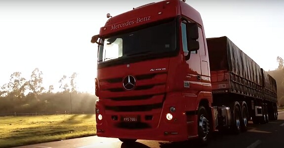 Daimler Truck convida mais de 20 agências para concorrência e gera polêmica