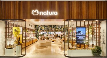 Natura &Co quer incorporar holding à Natura Cosméticos e mudará liderança