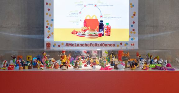 McDonald's realiza exposição para celebrar os 40 anos do McLanche Feliz