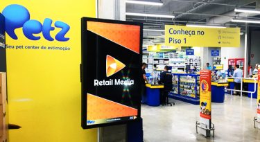 Com telas digitais da Retail, Petz quer ampliar receita