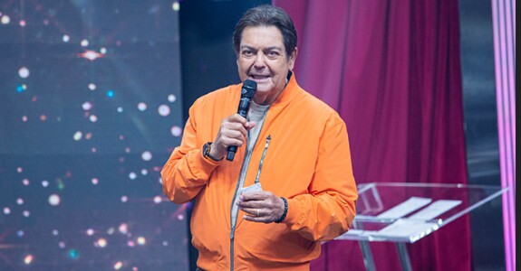 Faustão deixa a Band