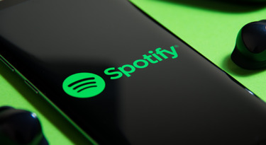 Spotify faz demissões e muda foco na área comercial