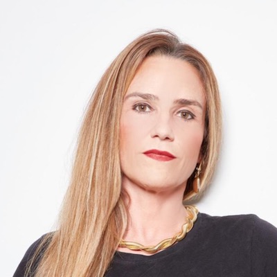 Klaudia Olivas - Director de ventas - Propia