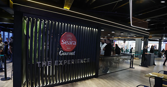 Seara Gourmet inaugura seu primeiro restaurante no maior aeroporto