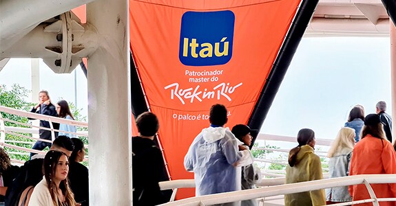 Mais de 22 milhões de pessoas por mês são impactadas por ações da Onbus para marcas como Itaú 