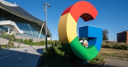 Alphabet tem aumento de receita em meio a investimentos em IA