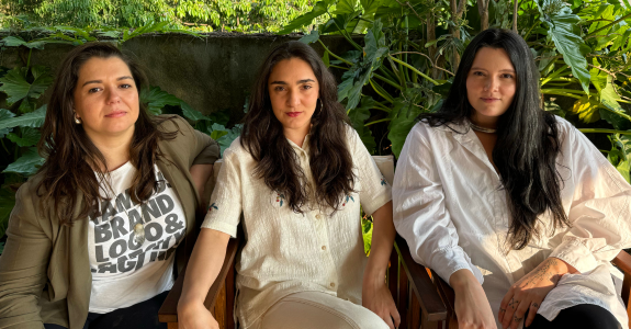 Juliana Barreto, Júlia Liberati e Amanda Gebara 