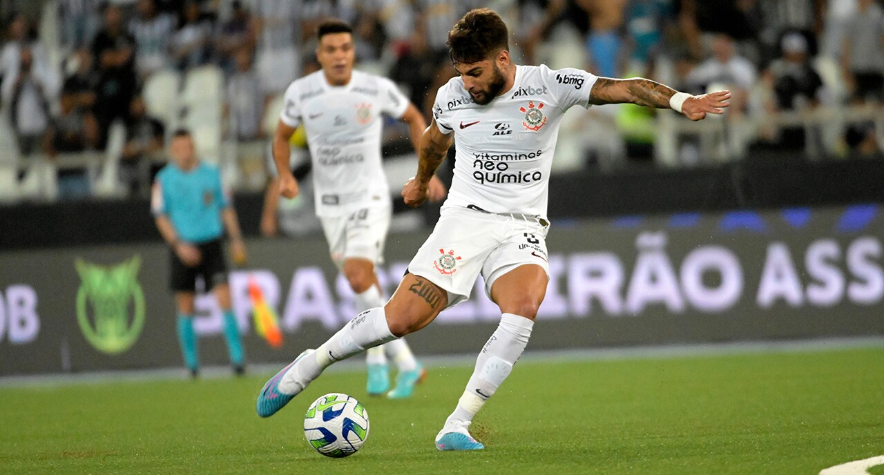 Jogo do Brasileirão entre Botafogo e Corinthians