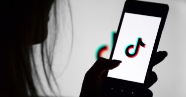 Como a NRF discutiu o possível banimento do TikTok nos EUA?