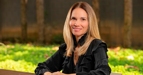 Ana Paula Zeizer, vice-presidente de vendas da Adlook no Brasil: “Ao permitir que os profissionais de marketing garantam a eficácia mídia, por meio de uma métrica de atenção baseada em resultados, a Adlook ajuda a suprir uma demanda do mercado”