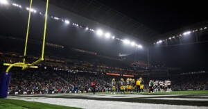 Philaphelphia Eagles e Green Bay Packers protagonizaram primeiro jogo da NFL no Brasil (Crédito: Brooke Sutton/Getty Images)