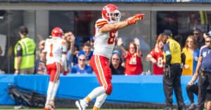 Kansas City Chiefs e Philadelphia Eagles são as equipes protagonistas do Super Bowl, exibido pela ESPN (Crédito: Ringo Chiu/Shutterstock)