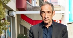 Douglas Rushkoff: “Tech bros veem Trump como a melhor opção”