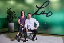 Leo incorpora Performics e Rafaela Queiroz passa a copresidente