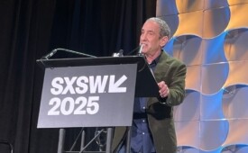 Douglas Rushkoff no SXSW 2025