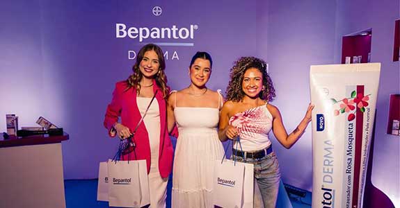 No estúdio criativo Farol Space, da BR Media, influenciadoras participaram do lançamento do Bepantol Derma com Rosa Mosqueta